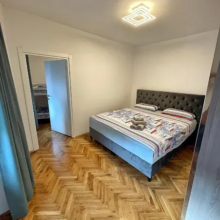 Ruzmarino - Central & Private Parking
